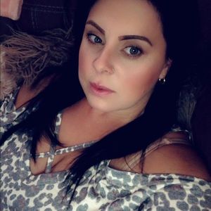 Meet your Posher, Maegan